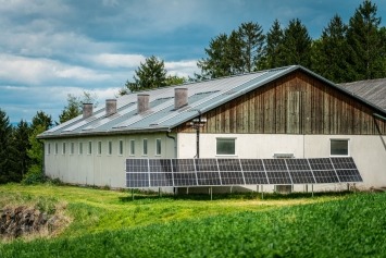 Photovoltaikanlagen und Batteriespeicher für Landwirte